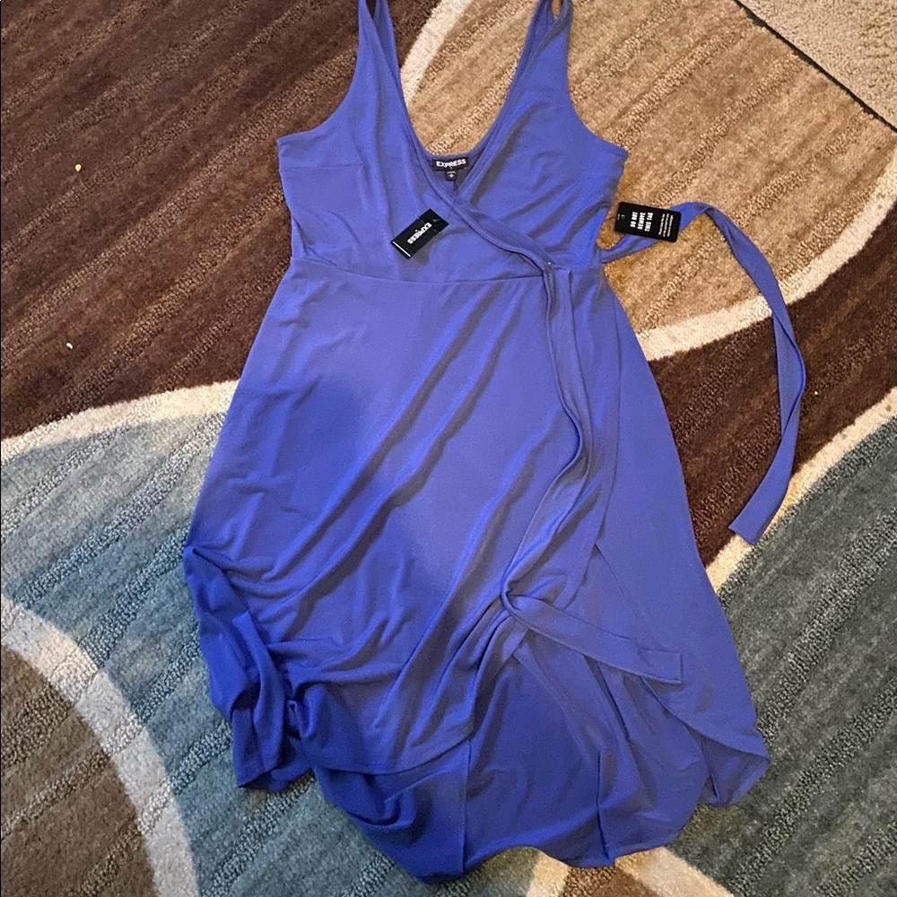 Nice little summer cocktail dress for any occasion.